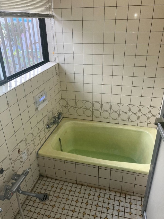 藤沢市鵠沼桜が岡のM様宅で「浴室クリーニング」をしてきました